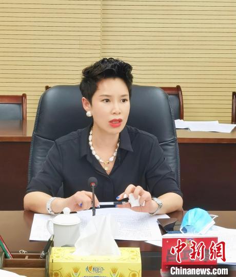 寧德市政協(xié)委員交流發(fā)言?！埿≤?攝